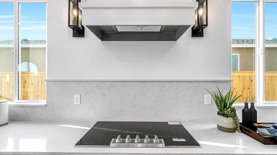 Skye Borealis EI Stove