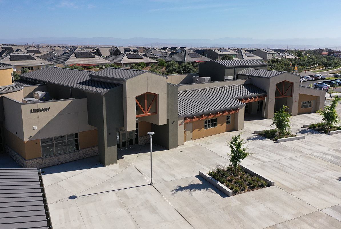 Stone Creek Elementary School exterior