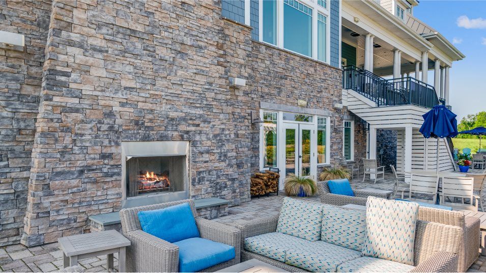 Plantation Lakes Clubhouse Amenity