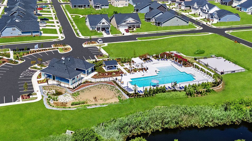 Lakeside Trappe Pool Amenity