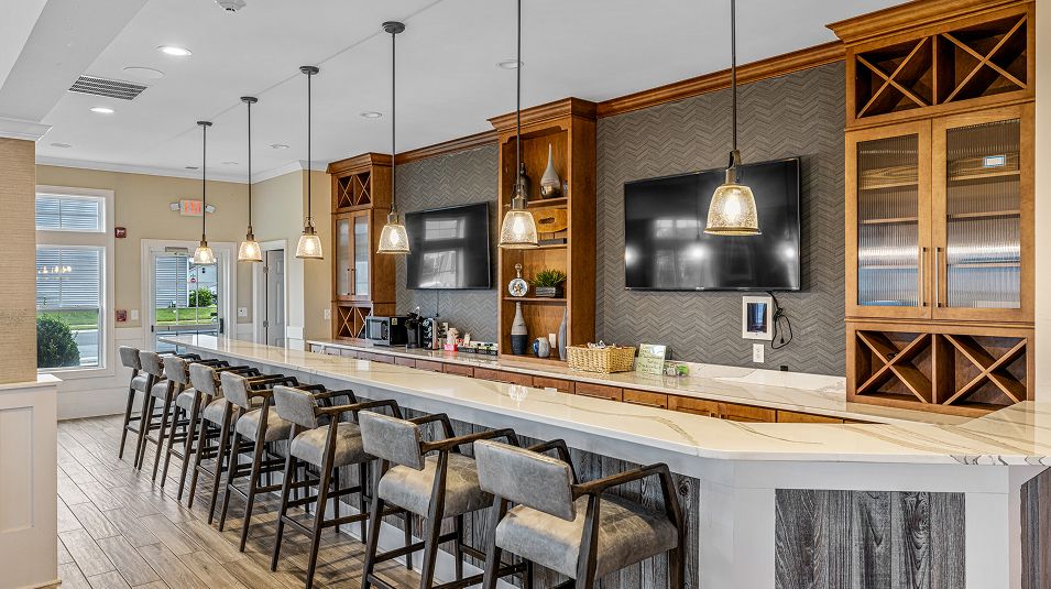 Pelican Pointe Amenity Clubhouse Gathering Space 5of8 1