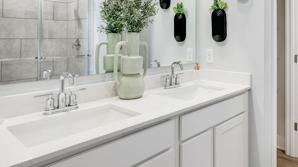 1844 Guilford Owners Bath F1