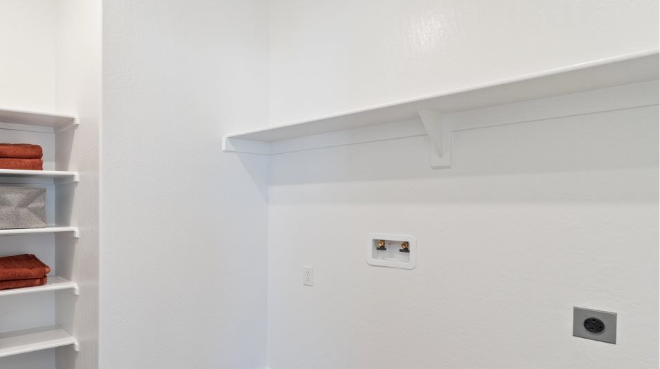 220v electrical outlet for laundry room appliances