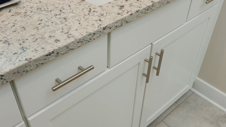 Sea Oaks Easton EI Owners Cabinet F3