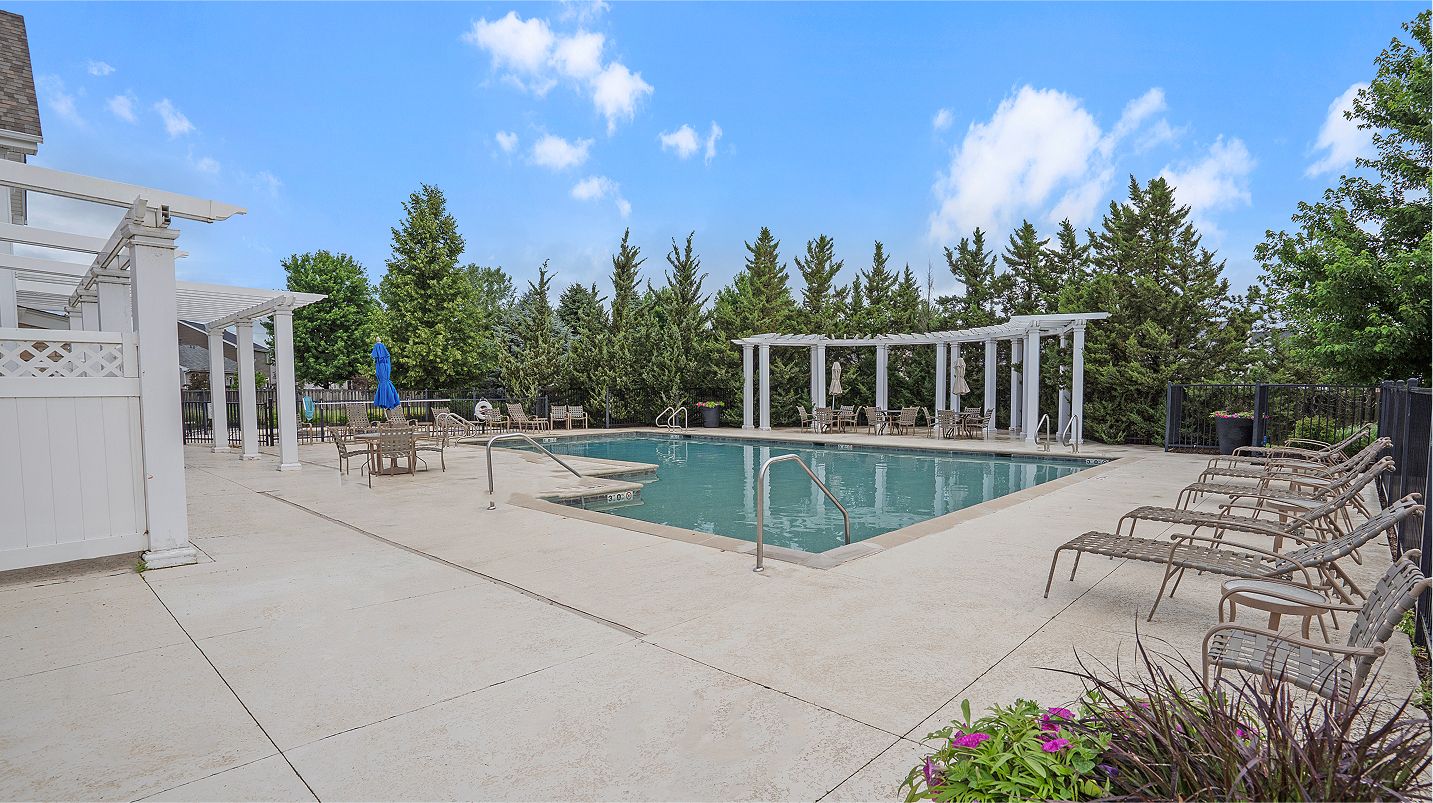 Whispering Meadows Amenity Pool 1of3 070825