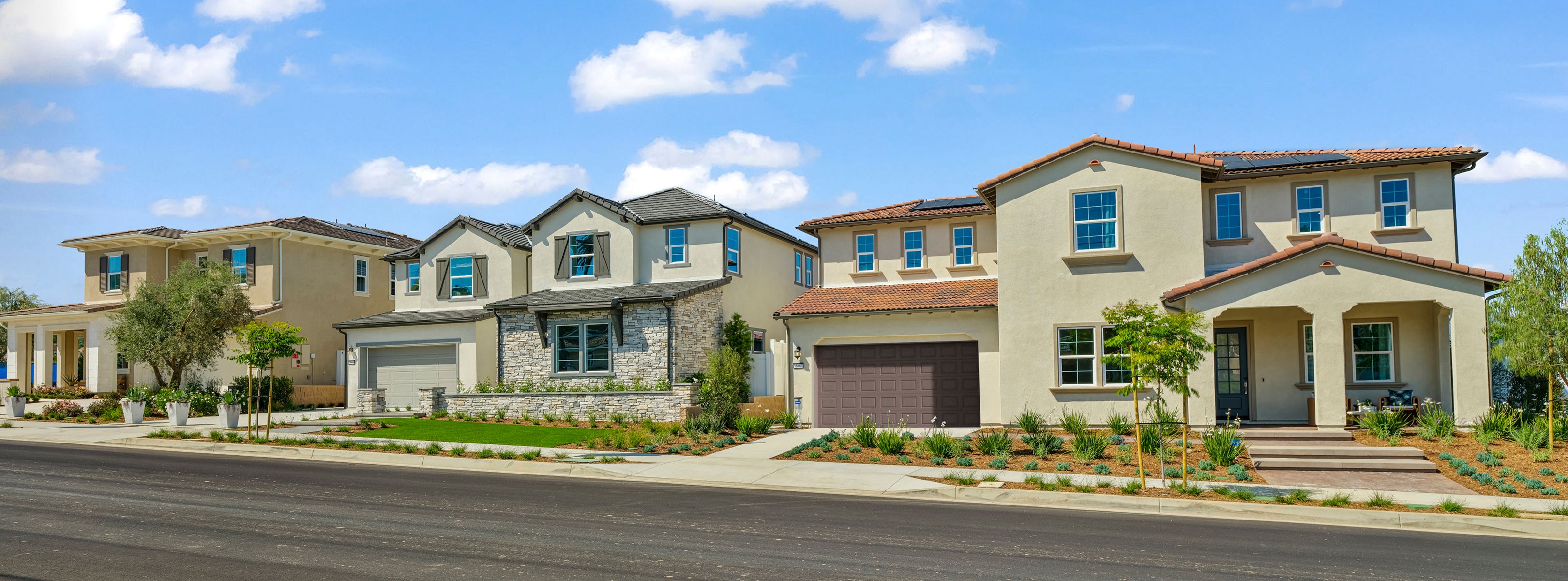 Amora pic streetscape