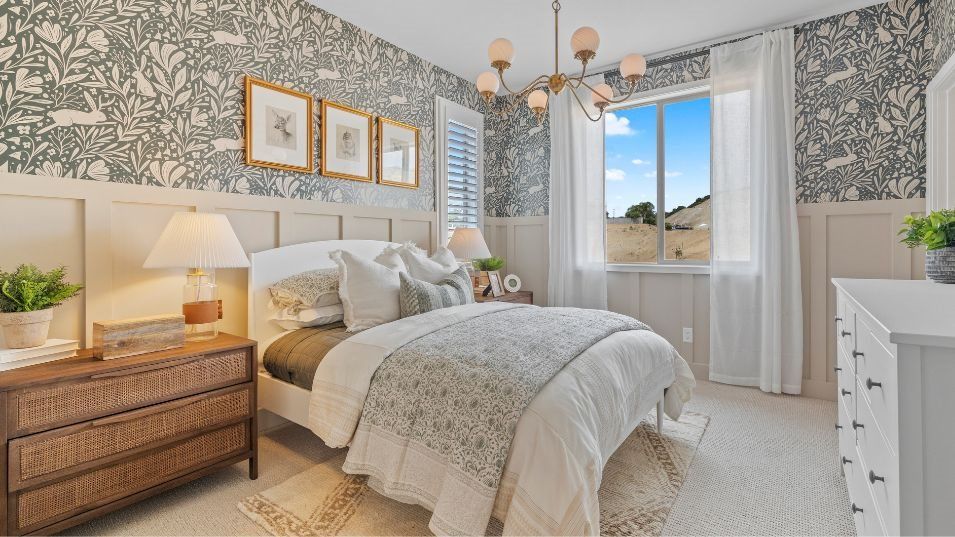 Residence 1 Secondary Bedroom