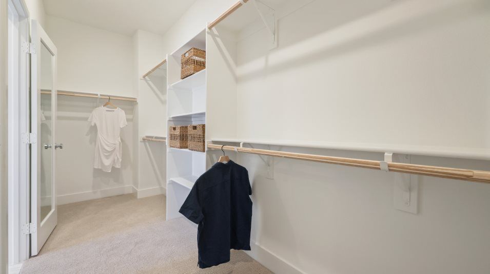 Cortona owner closet