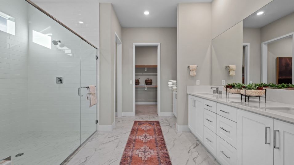 Residence 2 Owner's Bath