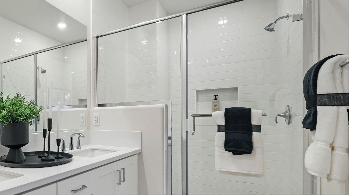 Brio Res2 Owners Bath 1of2 F3