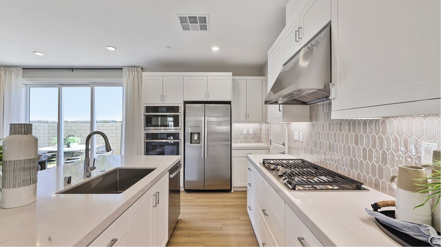 Opal North Valencia Res4 Kitchen 5of5 F1