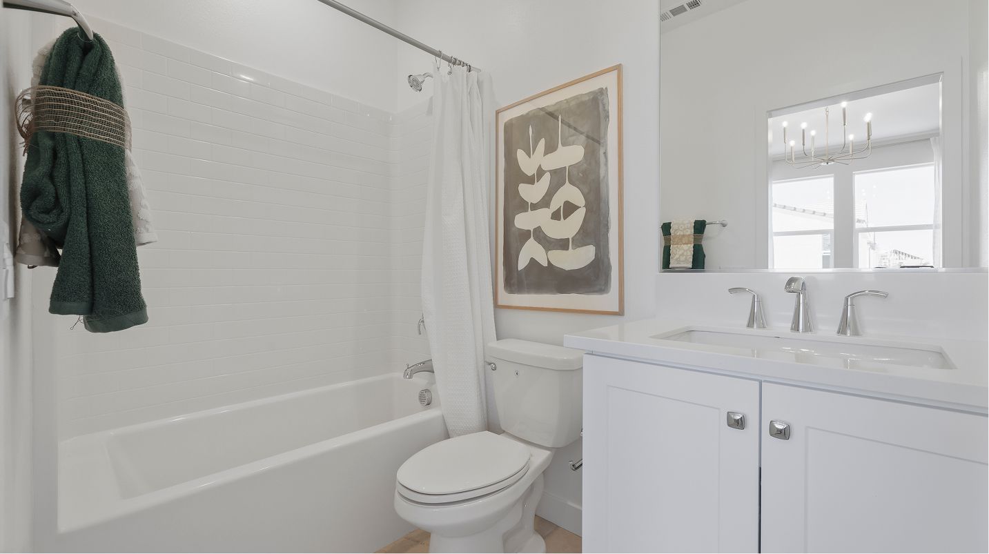 Jewel Valencia Res3 Bath2 F3