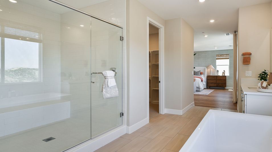 Arches Tesoro Highlands Res2 Owners Bath 3of3 F2