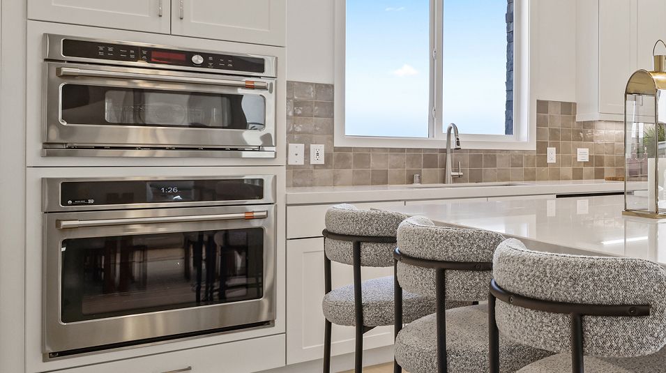 Aquila Luna GPN Res1 X Kitchen 4of6 F1 1