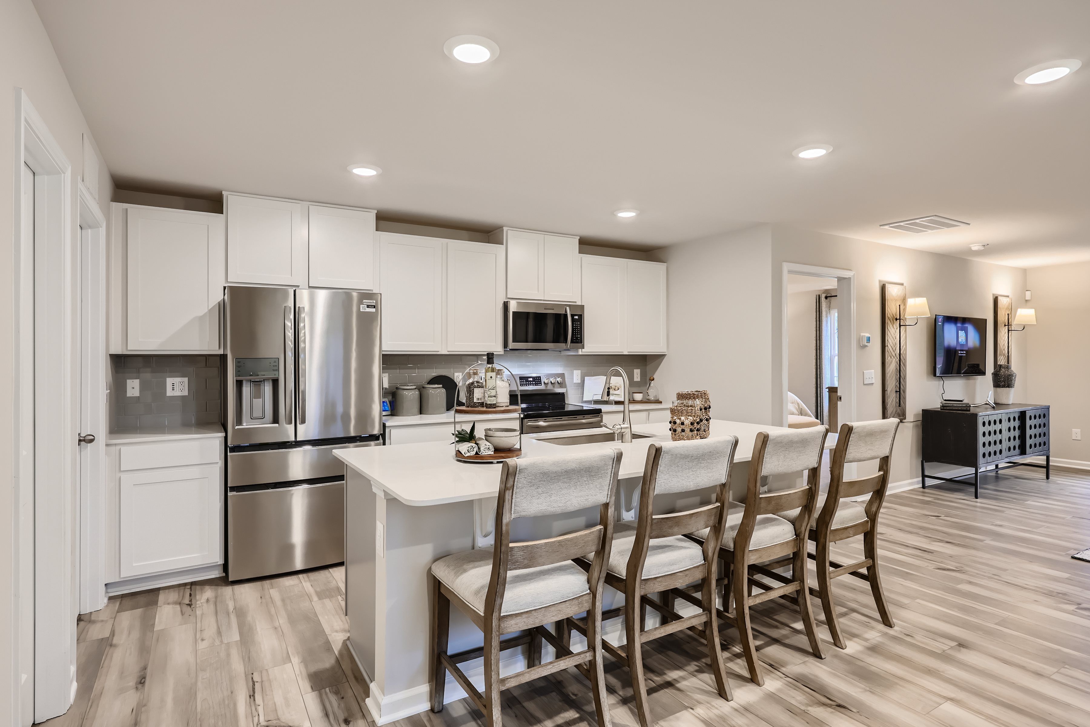 2305 Emerson Kitchen F1 1of3