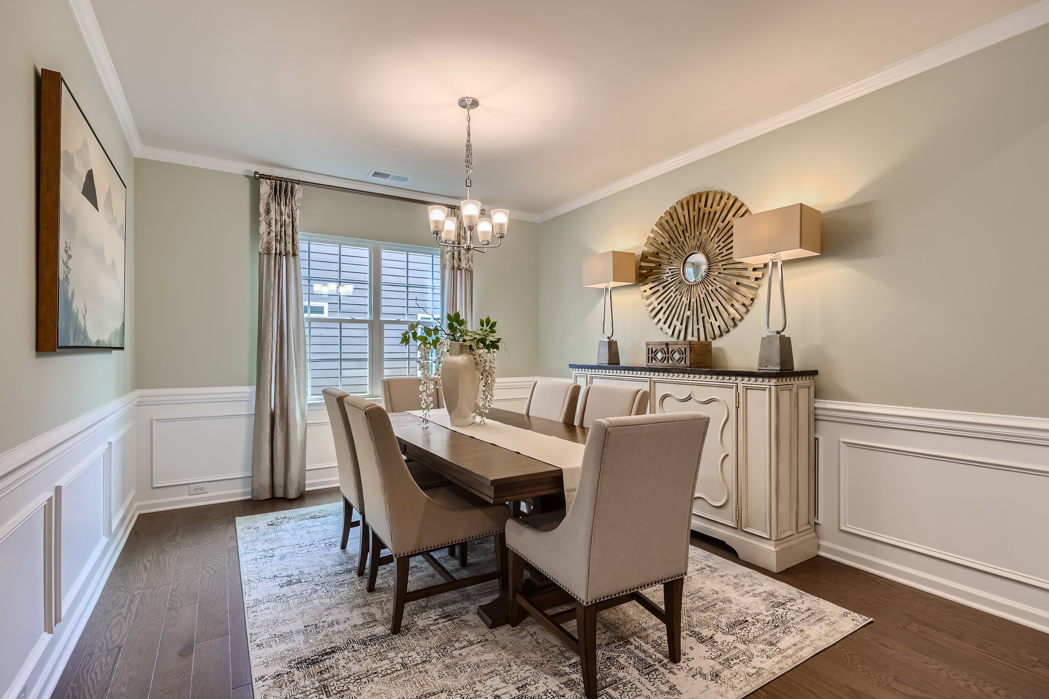 2777 Dorchester Dining Room 2of2