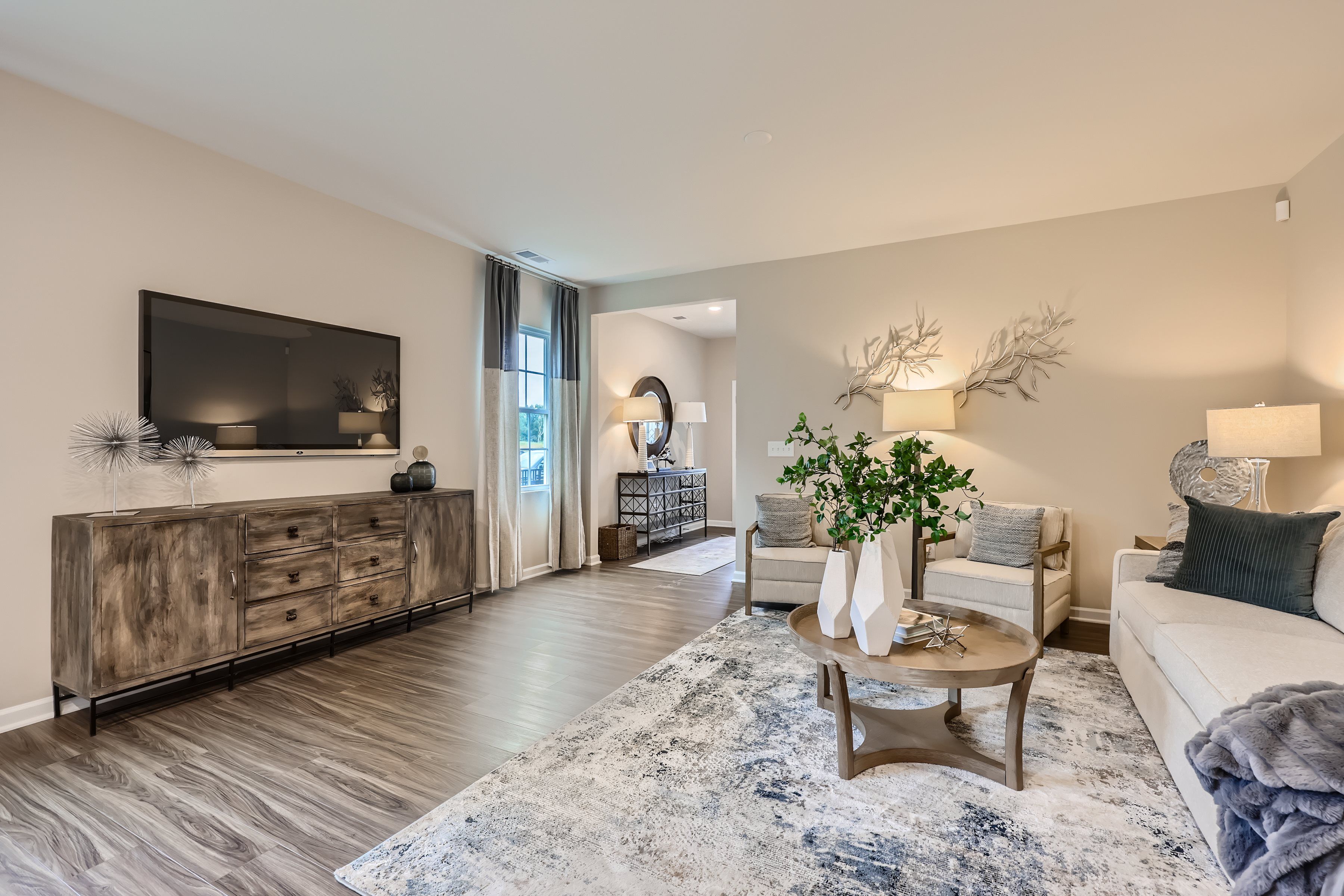 1019 Lookout Shls Dr   Print Quality   003   05 Living Room