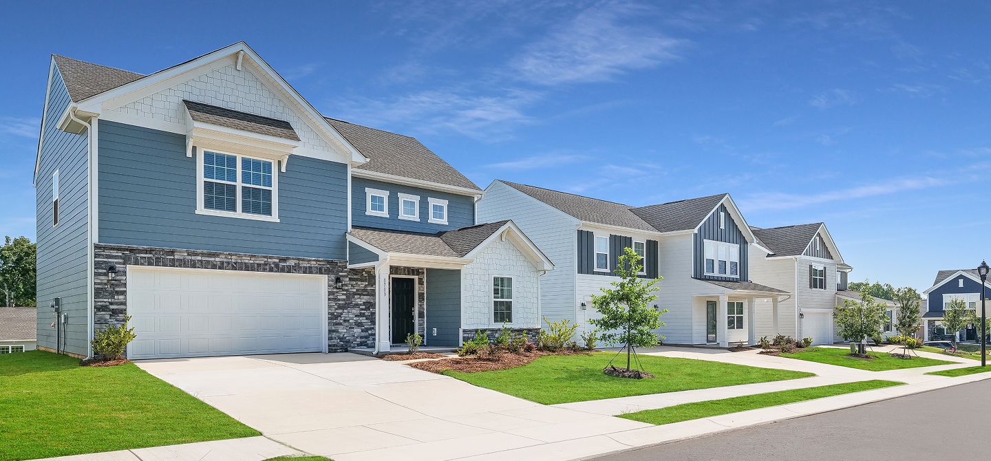 Creekside Cottages Streetscape 1of3 081925