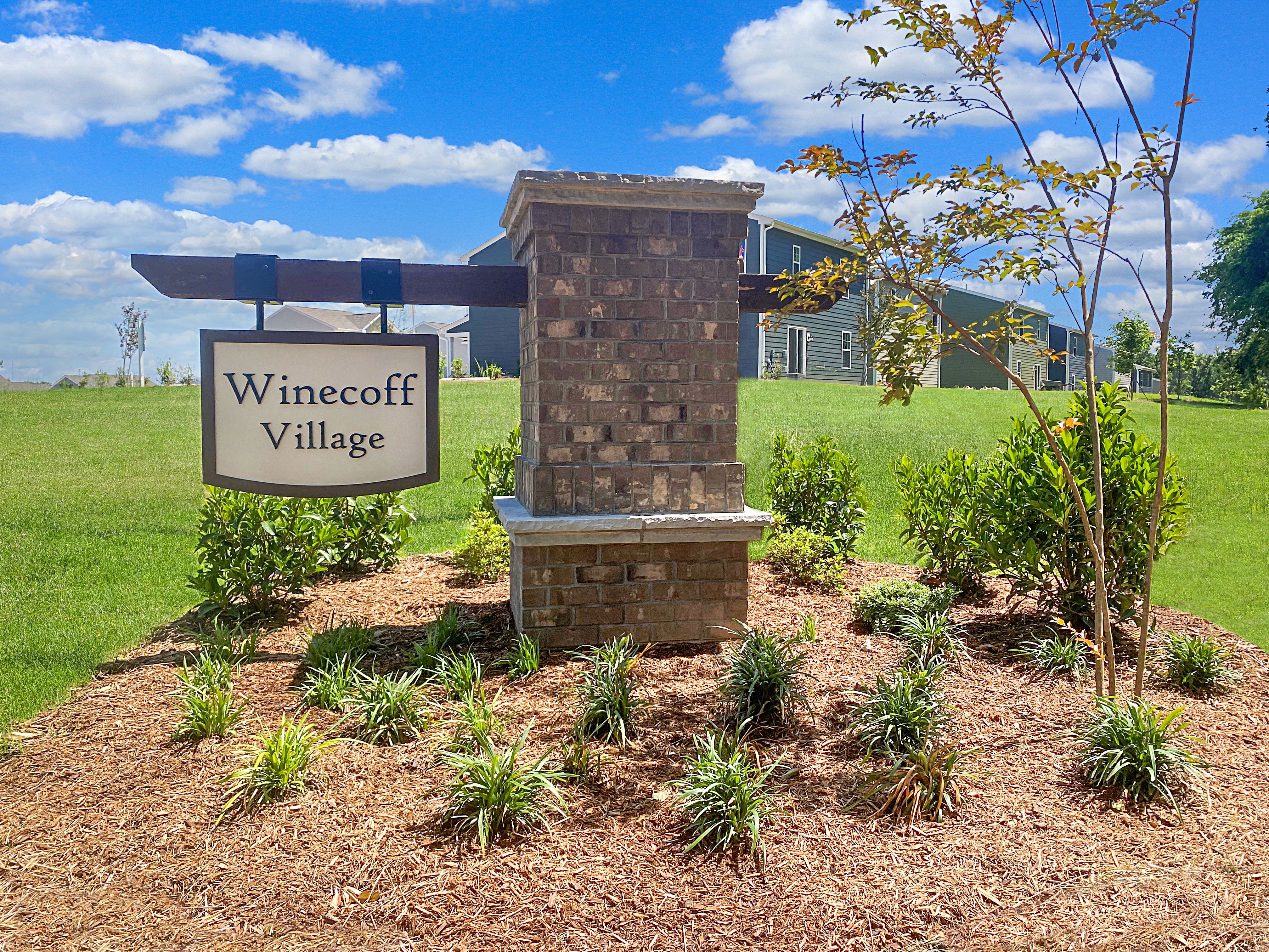 Pic Winecoff Village Entry Monument