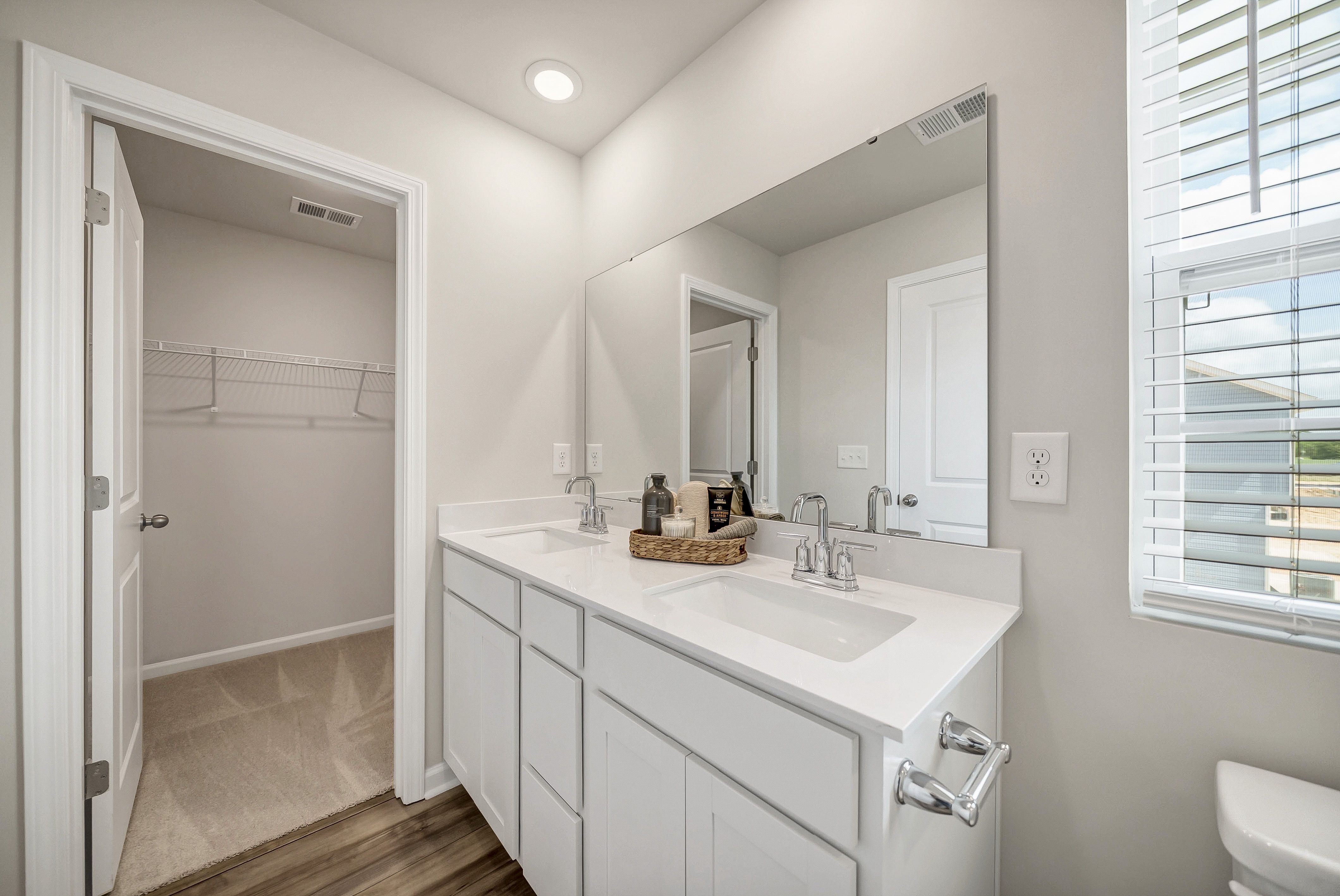 Taylor Hill Denali Owner's Suite Bath 3of3