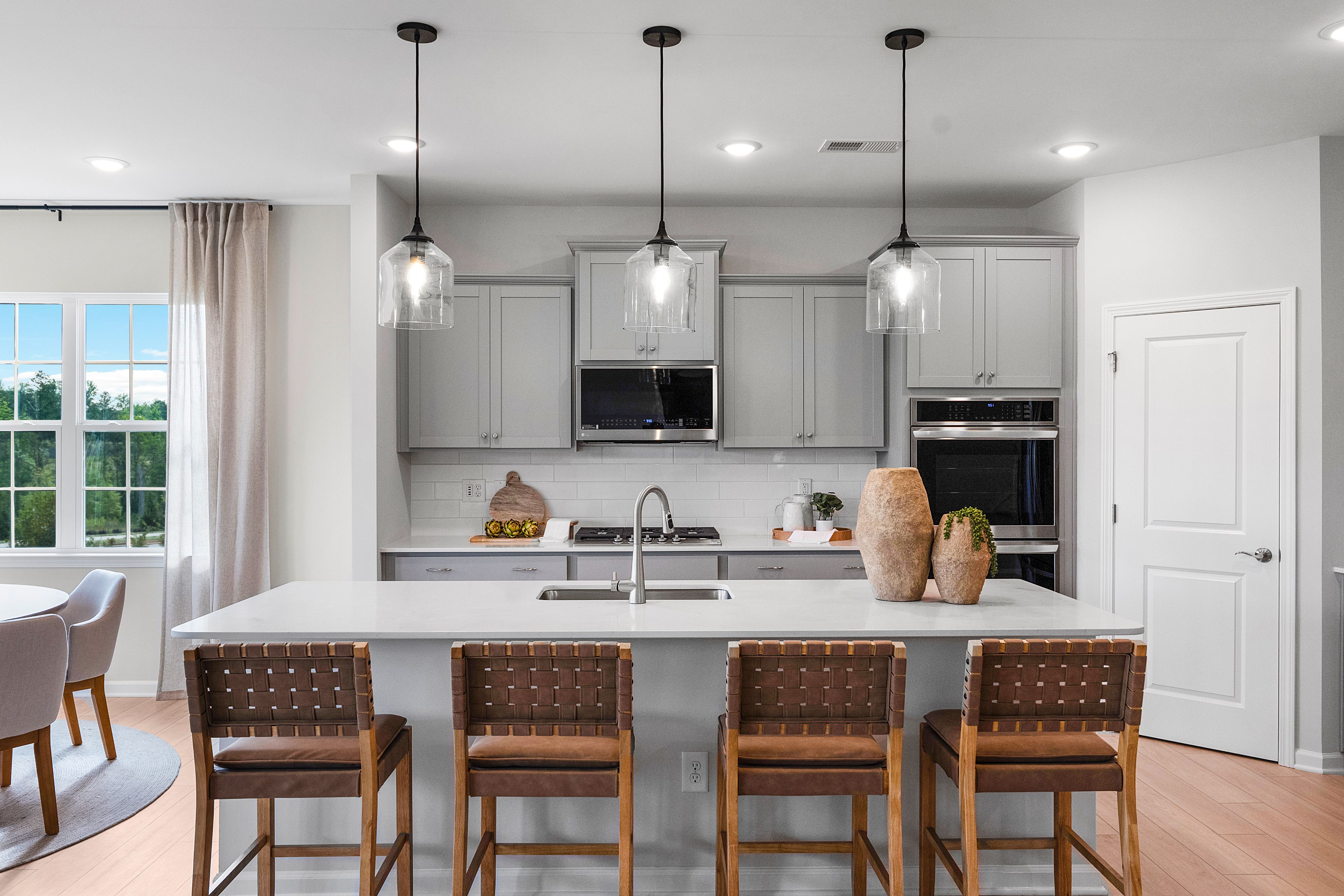 Roselyn Dorchester 14