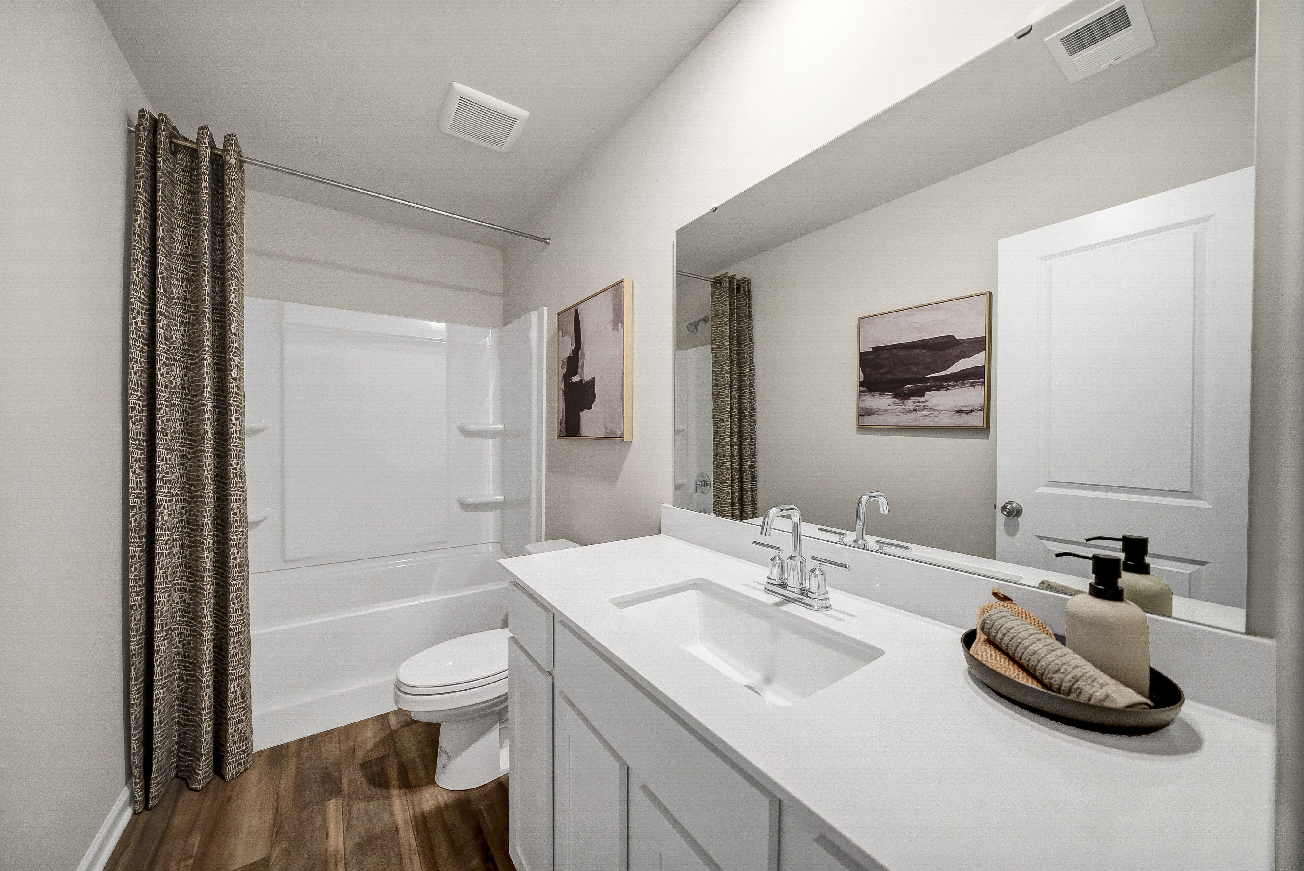 Taylor Hill Denali Secondary Bath 4of4