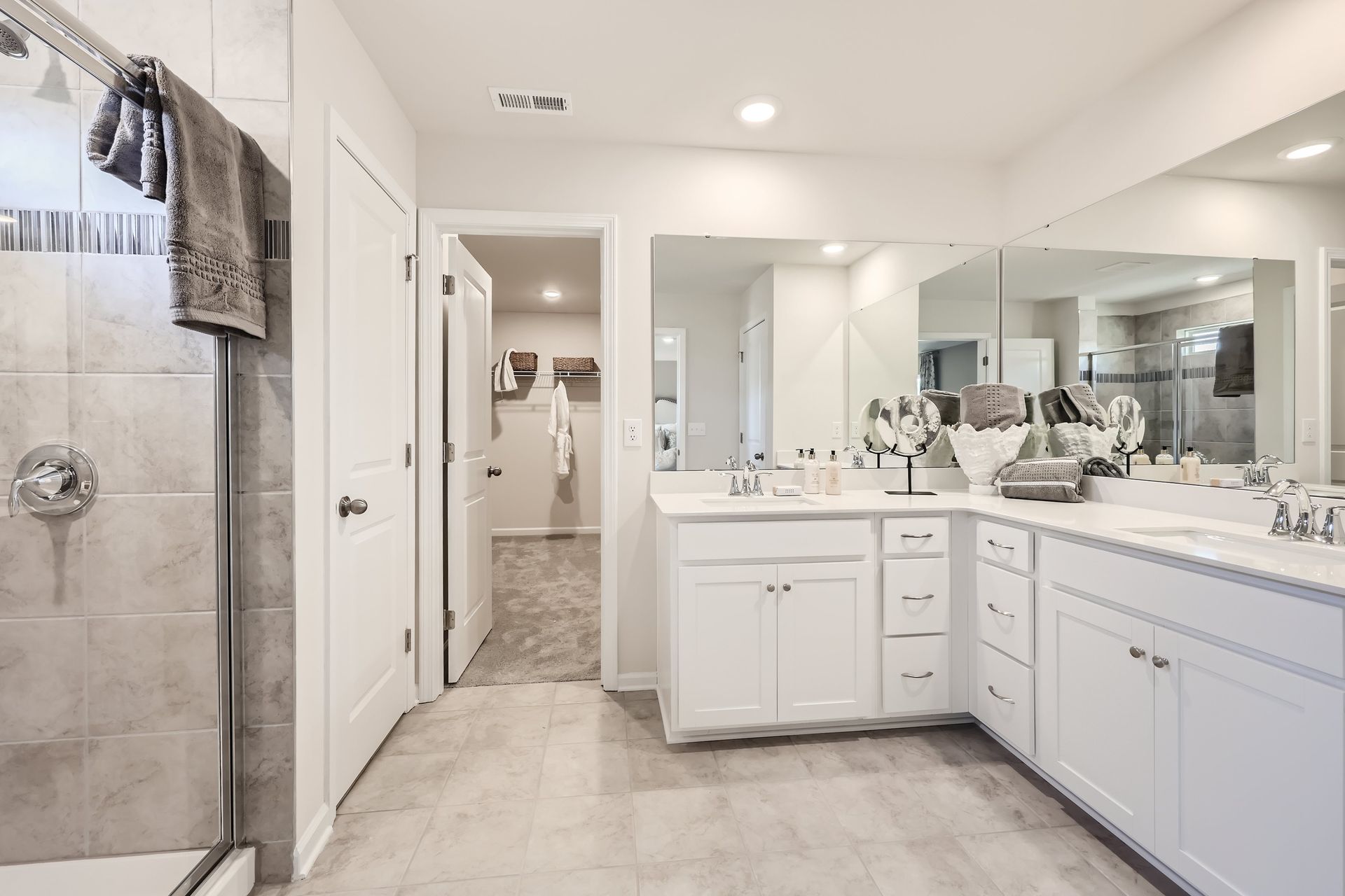 1825 Grassy Knoll Trail   Print Quality   014   18 2nd Floor Primary Bathroom