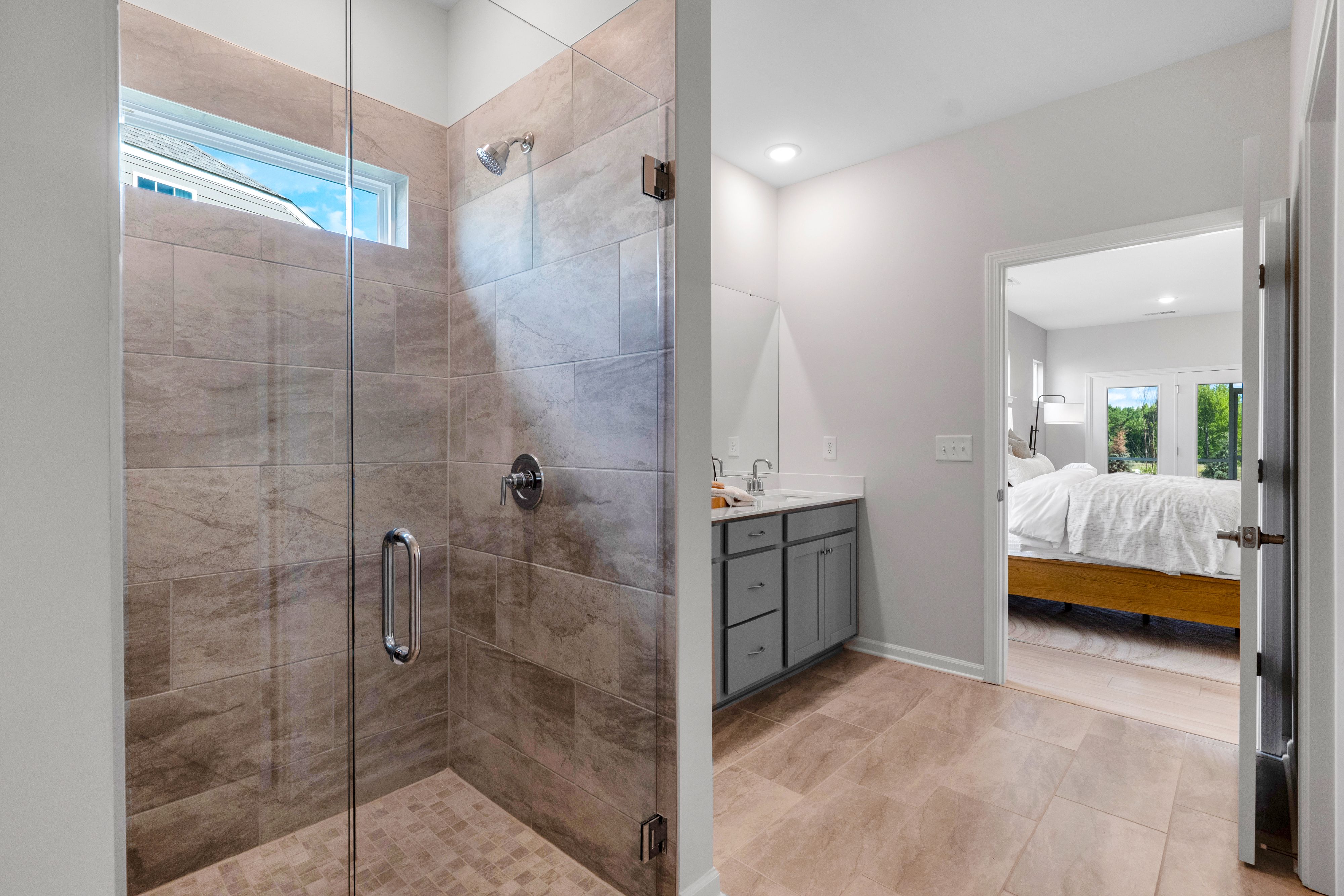 Roselyn Dorchester 27