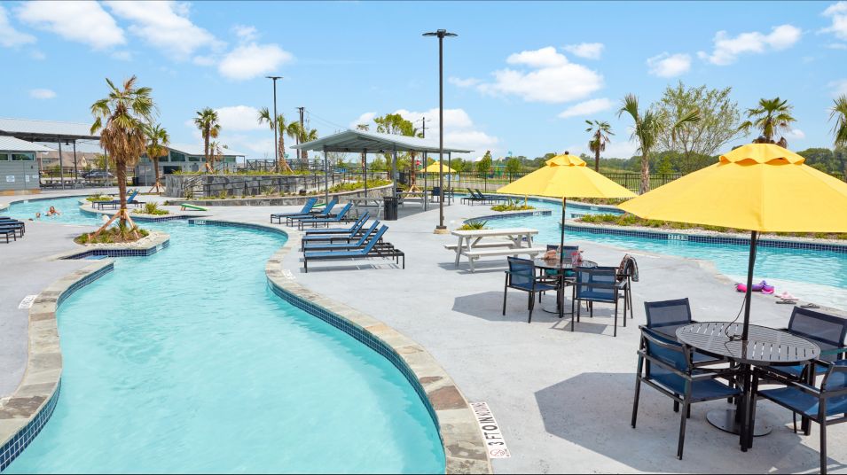 Community pool with lazy river