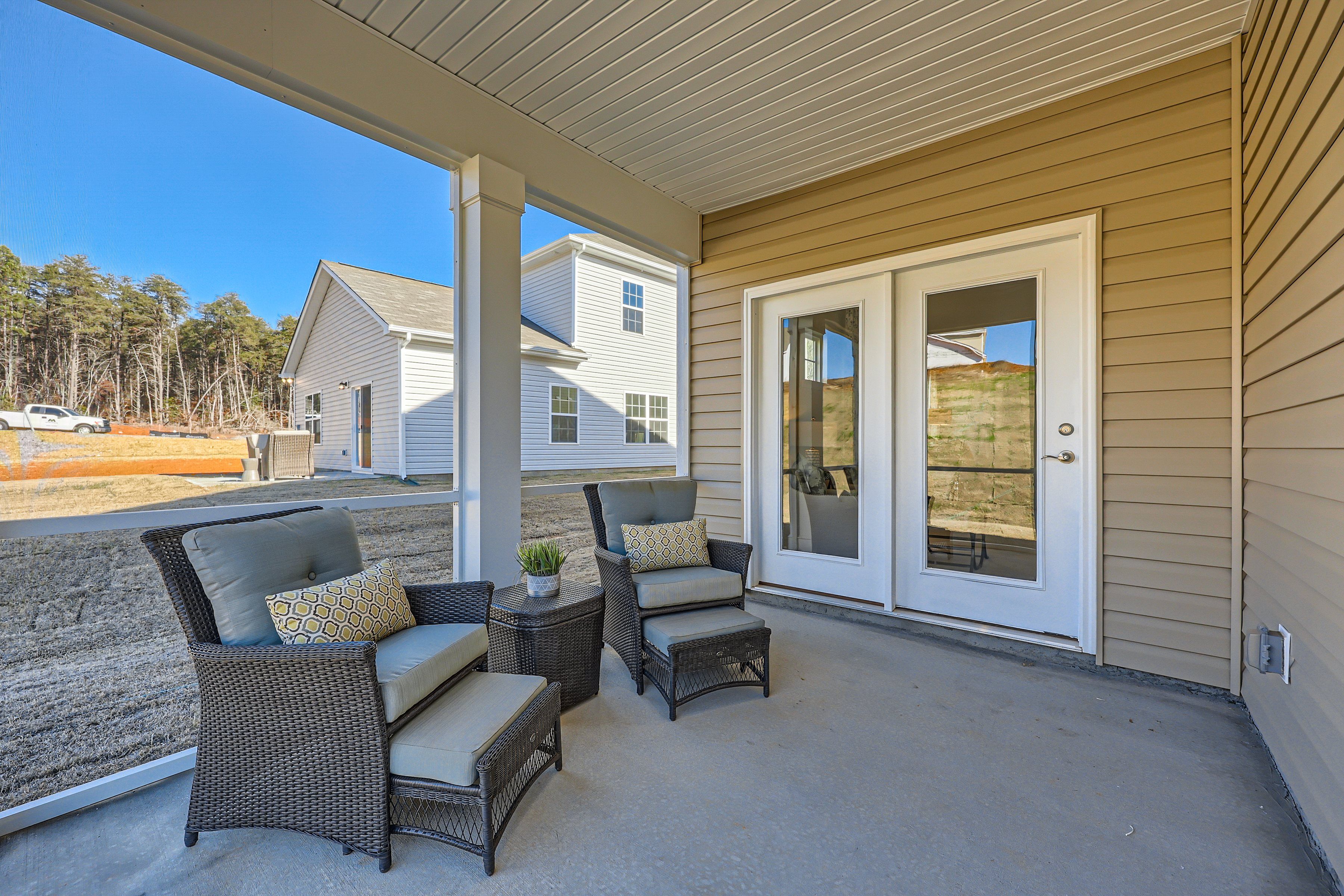 1831 Grassy Knoll Trail   Print Quality   027   40 Enclosed Patio