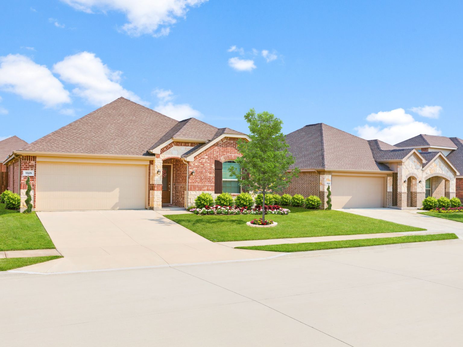 Zillow Listings   Images (41)