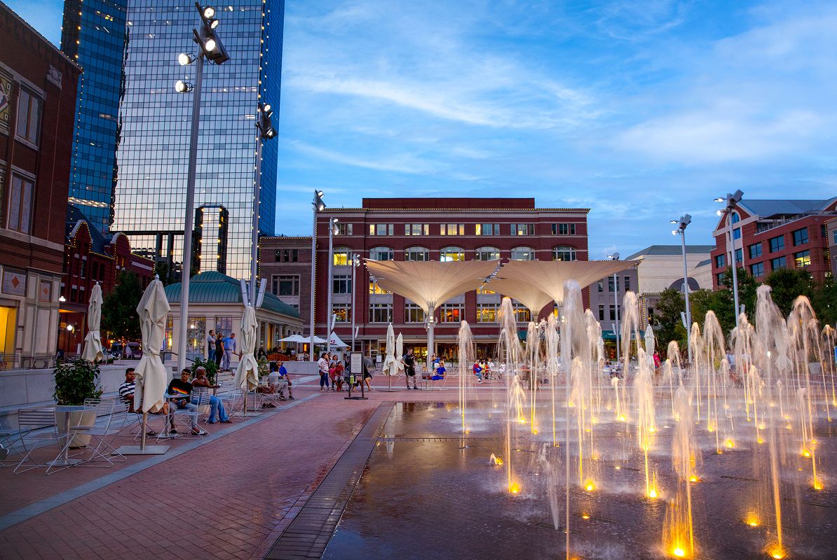 Fort Worth Sundance Square Photoshoot