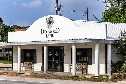 Fulshear Shopping Dogwood Lane