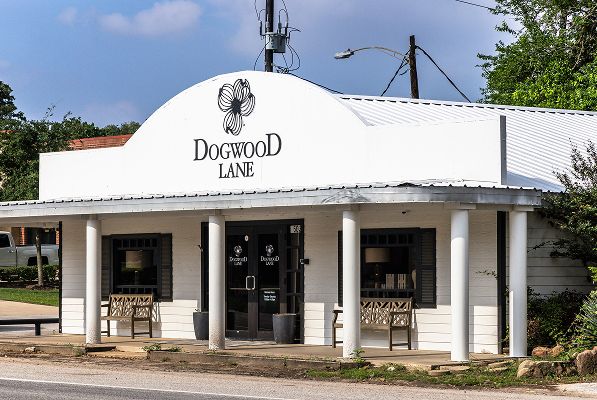 Fulshear Shopping Dogwood Lane