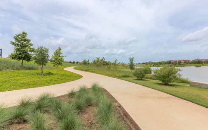 Bridgeland Walking Trail