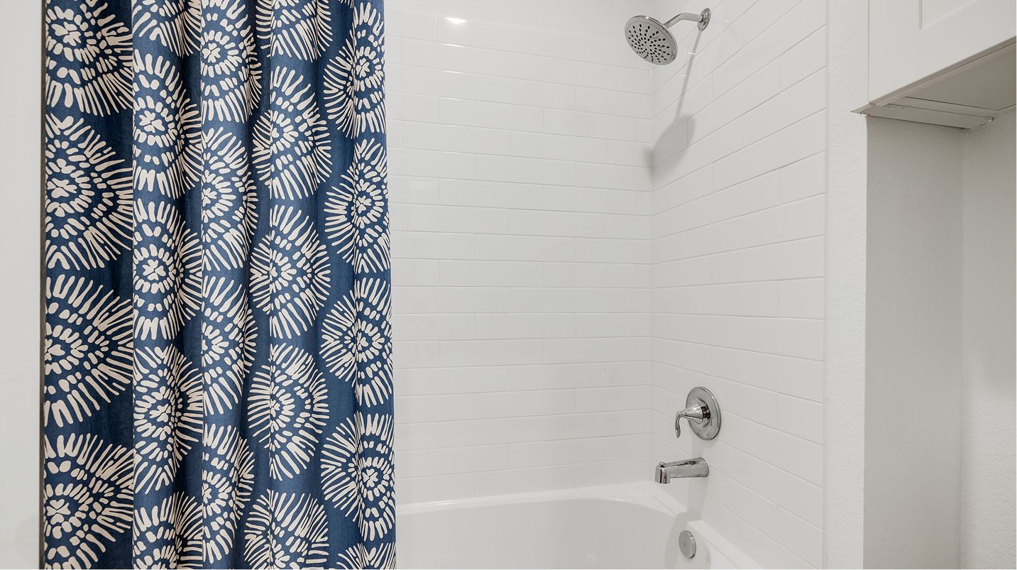 EI Bath2 Bath Tub Tile Surround