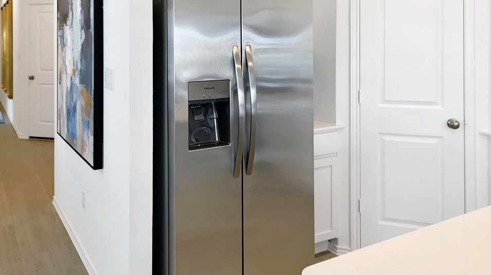 Divisional EI Appliances Refrigerator