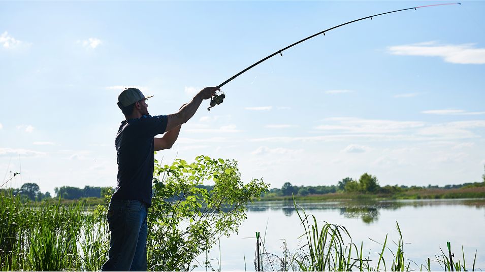 N Pic Activities Fishing Pond Man