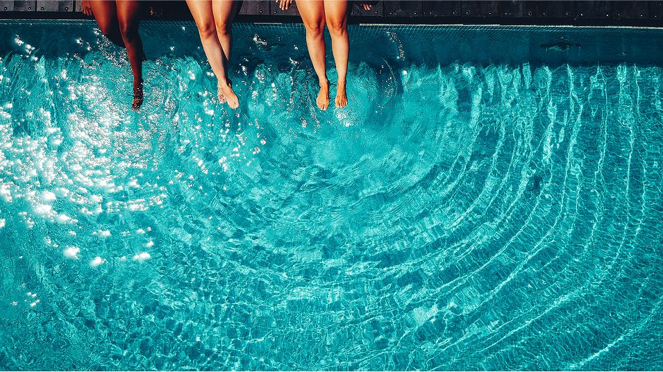 N Pic Adults Women Outdoors Legs Pool