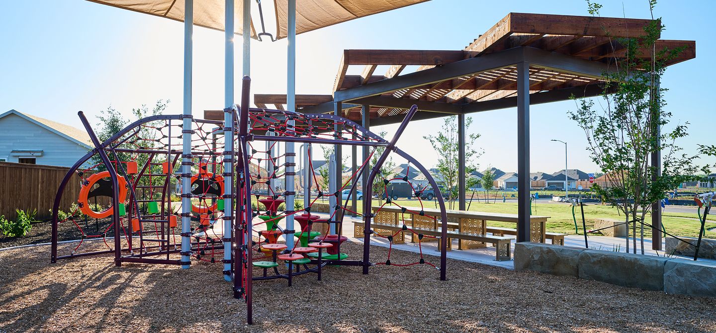 Vida Amenity Playground 1of2