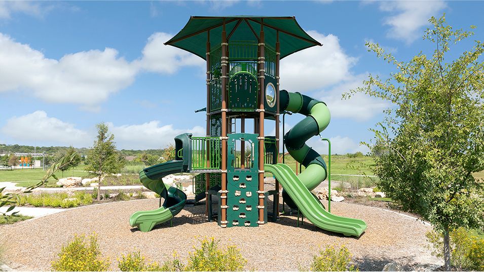Plum Creek Amenity Playground 3of4