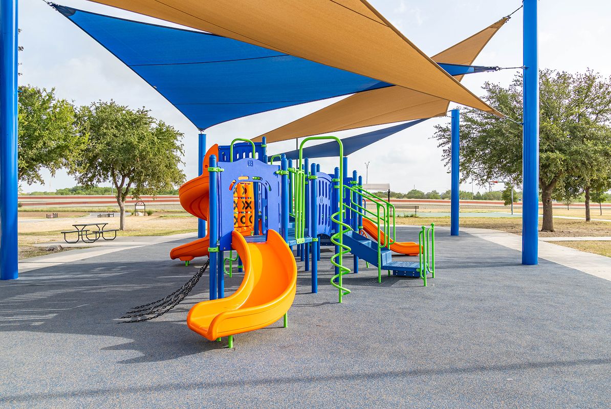 San Antonio pic Tom Slick Park Playground3 photoshoot