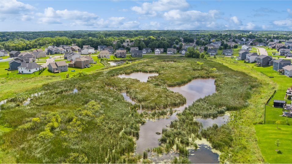 Highland Ridge Pond Amenity