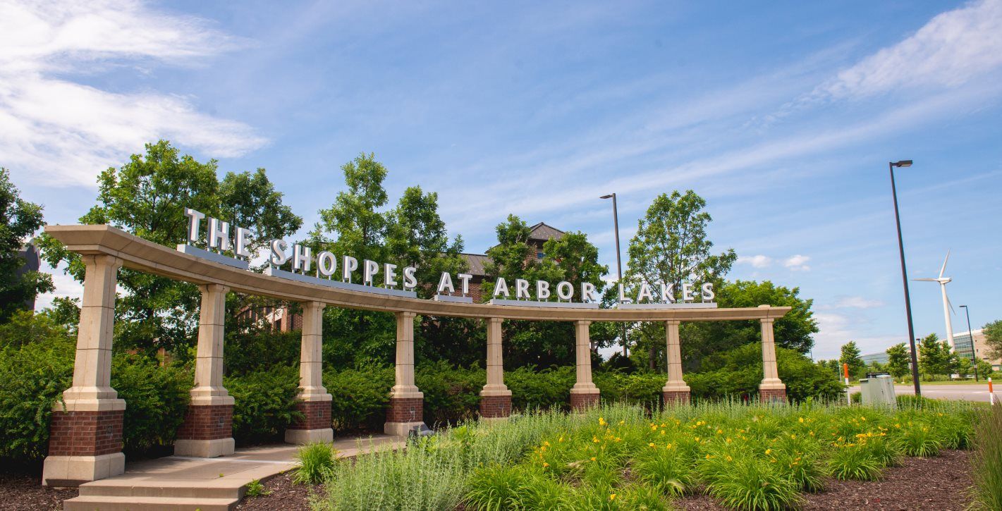 Shoppes at Arbor Lakes