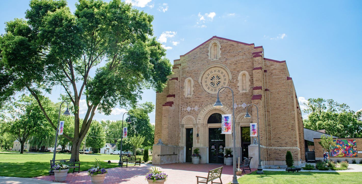 Lakeville Area Arts Center