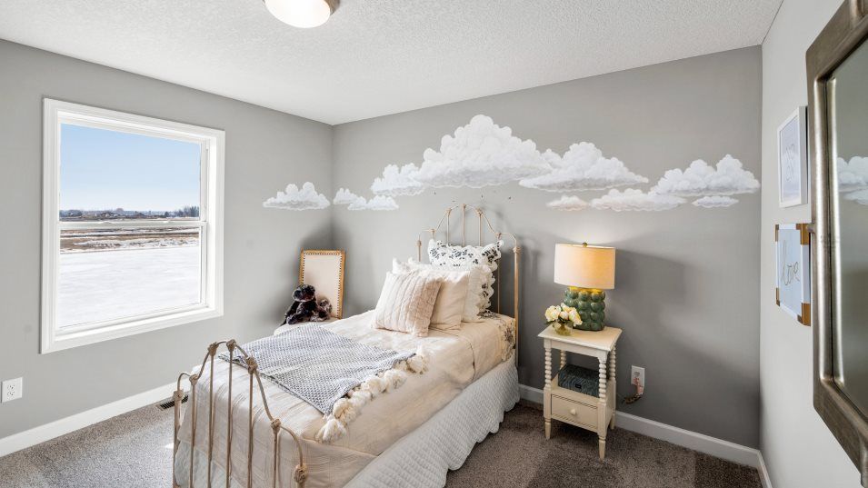 Lewis Bedroom 4