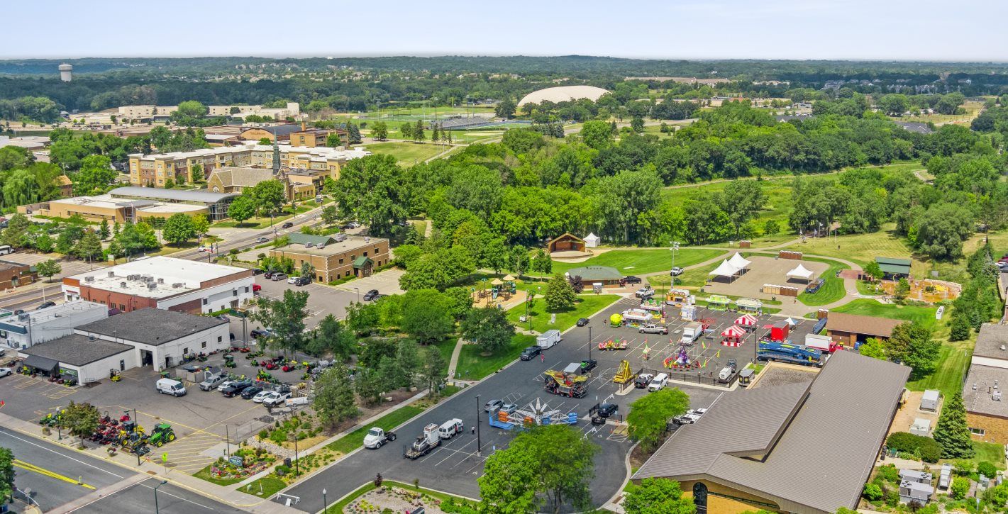 The suburbs of Rosemount is full of charm and features fun restaurants and bars