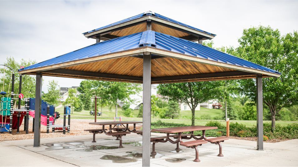 River Pointe Picnic Area Amenity