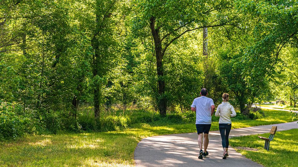 N Pic Exercise Running Park Couple Elder