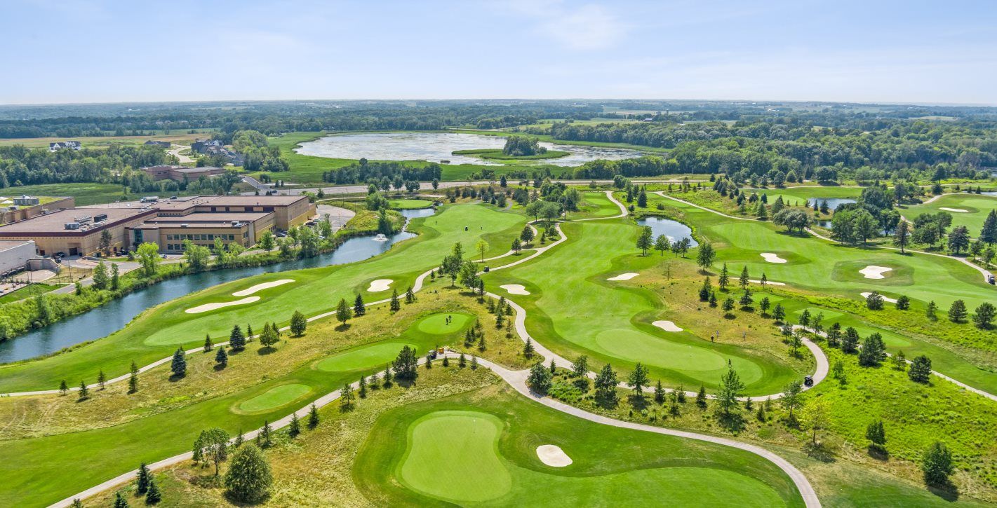 City golf courses in country club